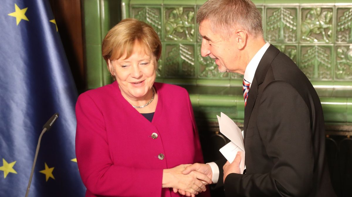 Česko jedná s Německem o návštěvě Angely Merkelové